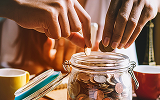 5 Ways to Save Money on Common Living Expenses
