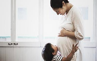 4 Things to Keep In Mind If You're Preparing for Another Baby thumbnail