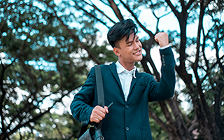 7 Financial Milestones Every Fresh Grad Should Aim For