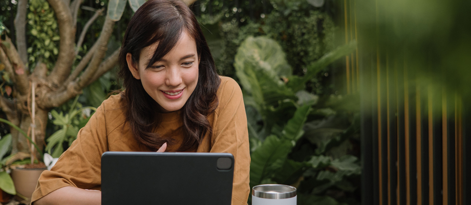 Working from Home? Here are 6 Tips to Stay Sane and Healthy