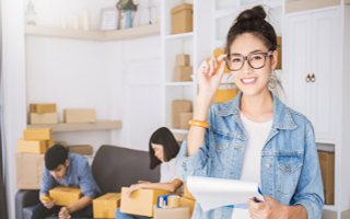 9 Answers to FAQs About Opening An Online Business thumbnail