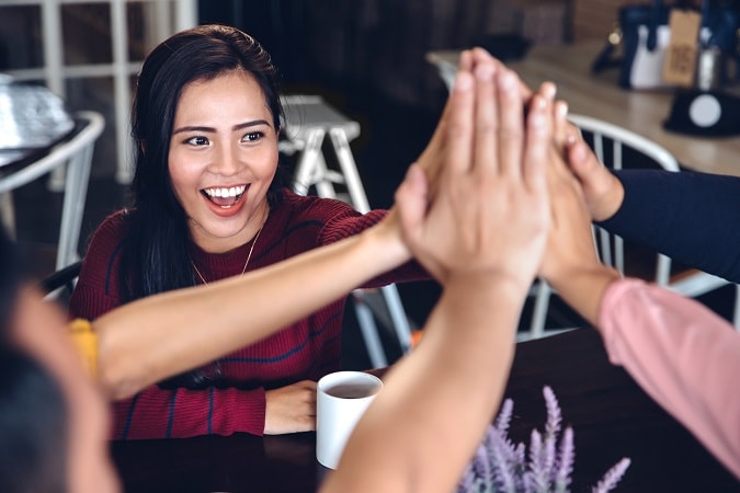 How to Make Your Employees Happy with Benefits: A Guide for SMEs and Enterprises